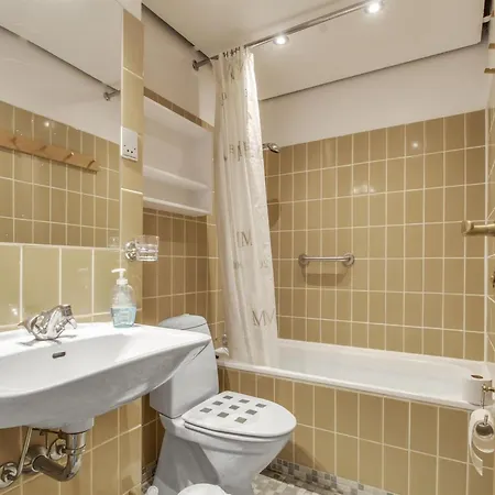 Apartment Rubi - 50m From The Sea By Interhome