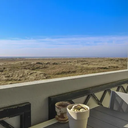 Rubi - 50m From The Sea By Interhome *