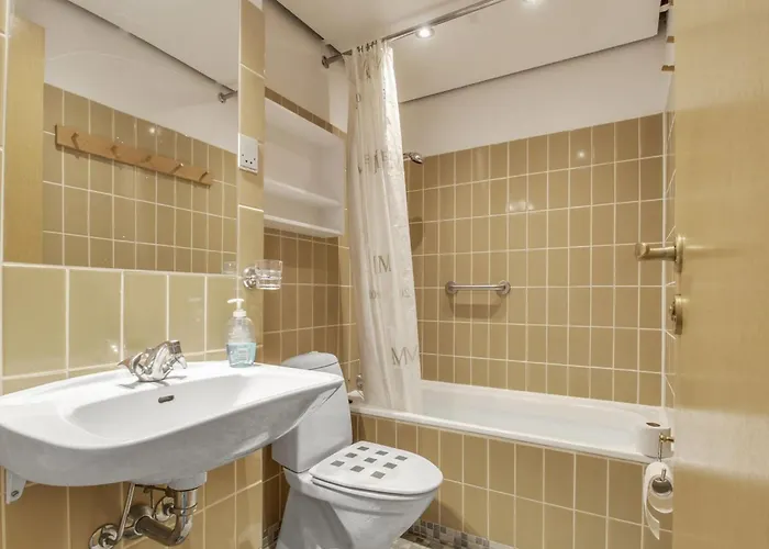 Apartment Rubi - 50m From The Sea By Interhome